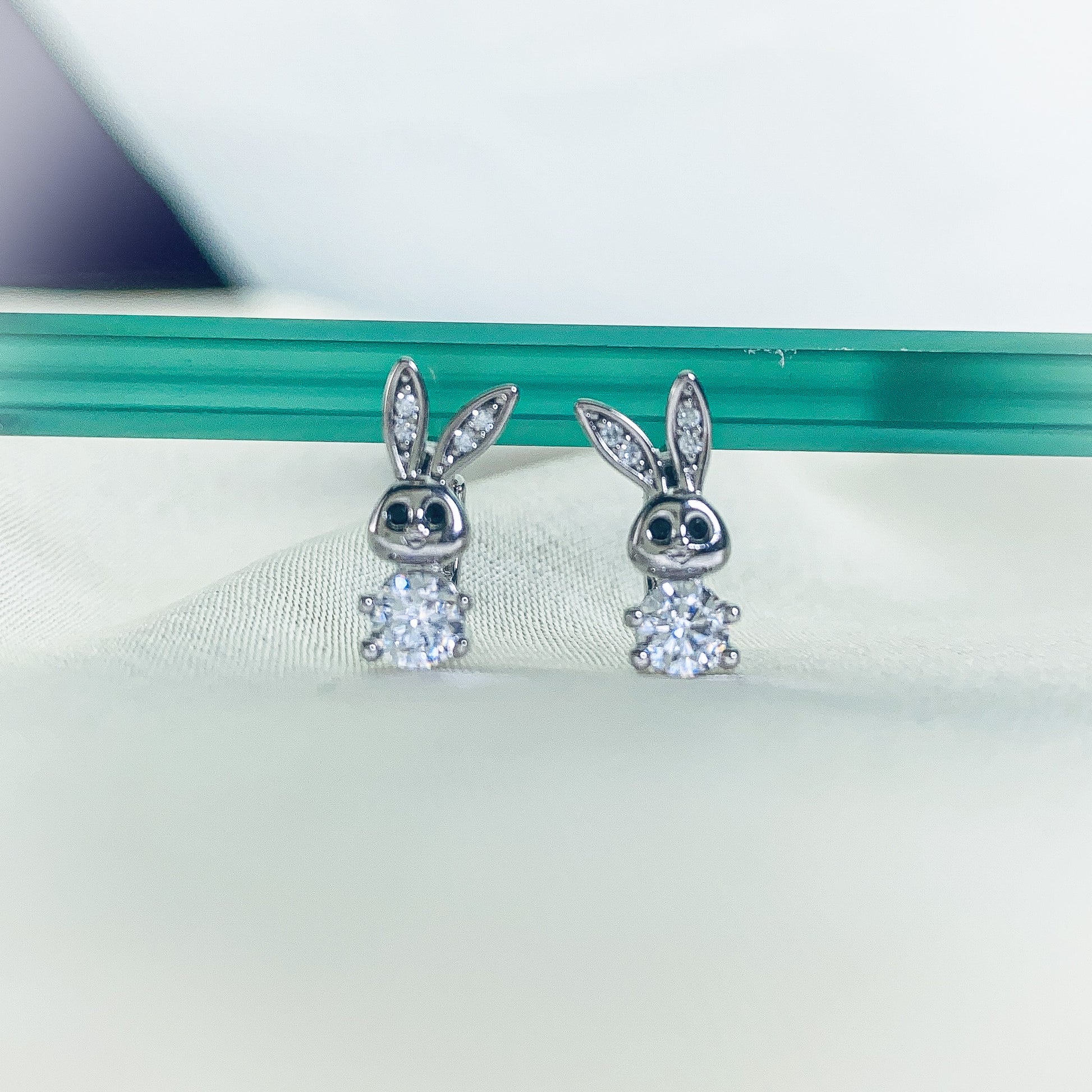 Crystal Bunnies Earrings 