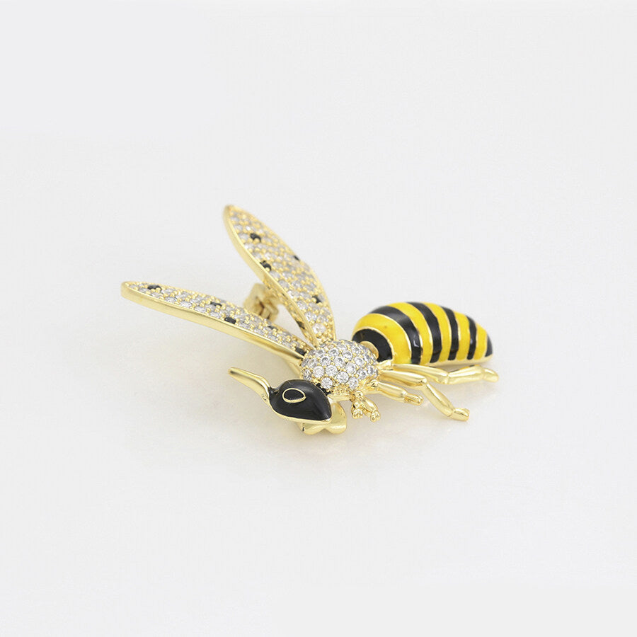 Gold-Plated Bee Brooch For Woman - view from side - beautiquepoint.com